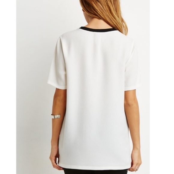 Forever 21 tunic style dress graphic t-shirt - Picture 3 of 3